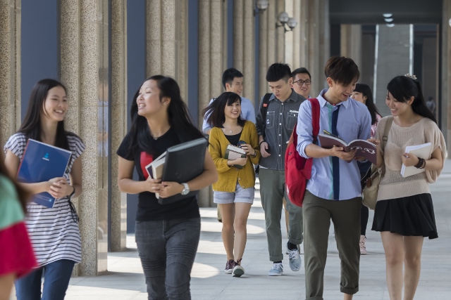 以創新理念促進教育與人才培養發展，符合澳門現實狀況與未來發展趨勢。