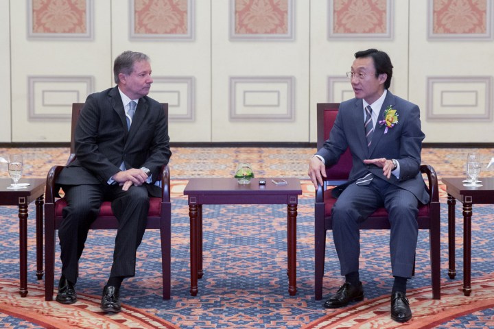 %e5%8f%b8%e9%95%b7%e8%ad%9a%e4%bf%8a%e6%a6%ae%e8%88%87%e8%91%a1%e8%90%84%e7%89%99%e6%97%85%e8%a1%8c%e7%a4%be%e5%8d%94%e6%9c%83%e4%b8%bb%e5%b8%adpedro-costa-ferreira%e4%ba%a4%e6%8f%9b%e6%84%8f%e8%a6%8b