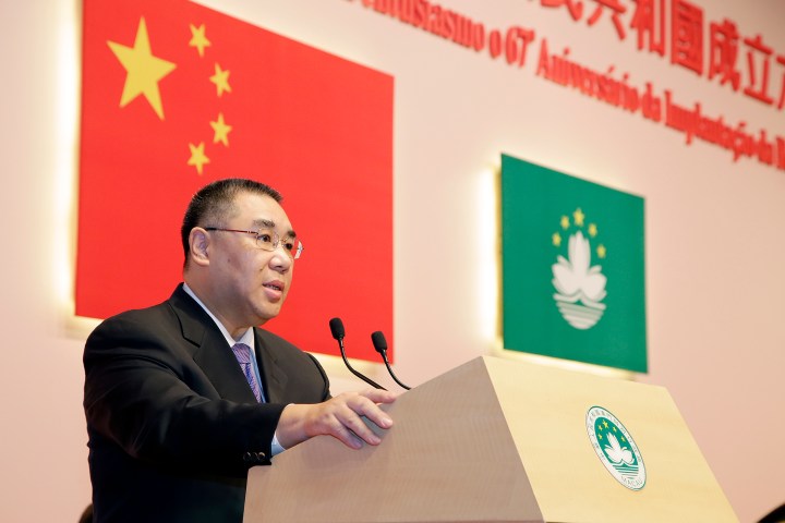 %e8%a1%8c%e6%94%bf%e9%95%b7%e5%ae%98%e5%b4%94%e4%b8%96%e5%ae%89%e5%9c%a8%e5%9c%8b%e6%85%b6%e6%8b%9b%e5%be%85%e9%85%92%e6%9c%83%e4%b8%8a%e8%87%b4%e8%be%ad