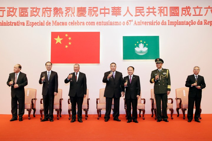 %e8%a1%8c%e6%94%bf%e9%95%b7%e5%ae%98%e5%b4%94%e4%b8%96%e5%ae%89%e7%ad%89%e5%9c%a8%e5%9c%8b%e6%85%b6%e6%8b%9b%e5%be%85%e9%85%92%e6%9c%83%e4%b8%8a%e8%88%87%e5%98%89%e8%b3%93%e7%a5%9d%e9%85%92