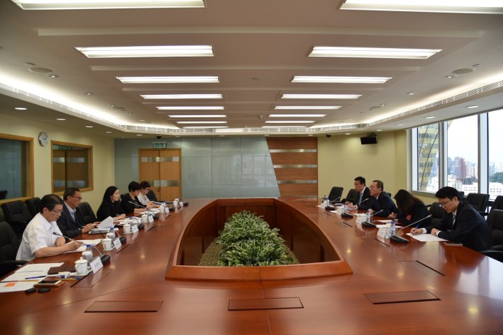 商務部台港澳司孫彤司長一行今（8日）和經濟財政司司長辦公室主任丁雅勤等就CEPA升級進行磋商。