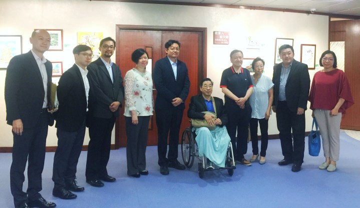 與老柏生局長合照