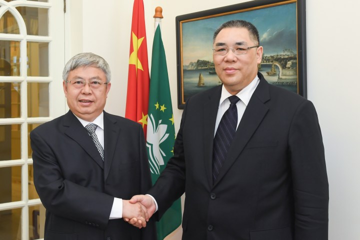 行政長官崔世安與國務院扶貧開發領導小組辦公室主任劉永富會面