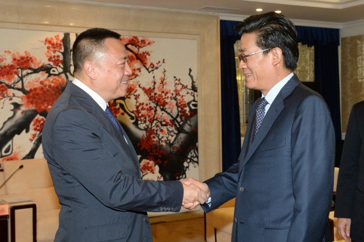 經濟財政司長司梁維特與珠海市市委書記、市人大常委會主任郭永航在珠海會晤。