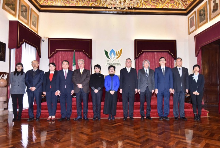 市政管理委員會成員舉行就職儀式