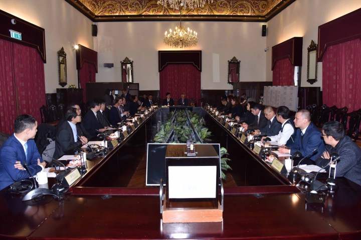 市政諮詢委員會召開全體會議選出正副主席