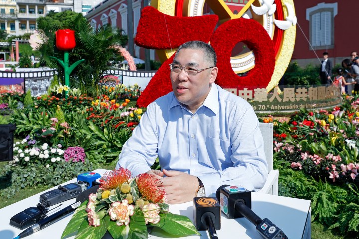 行政長官崔世安在政府總部開放日接受傳媒訪問