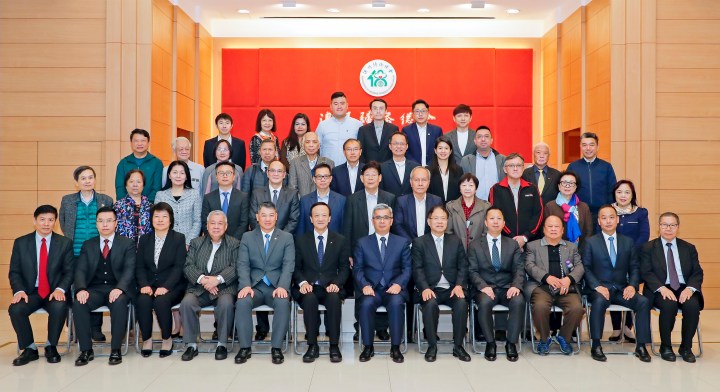 保安司司長率轄下領導拜訪僑總聽取施政工作的意見和建議