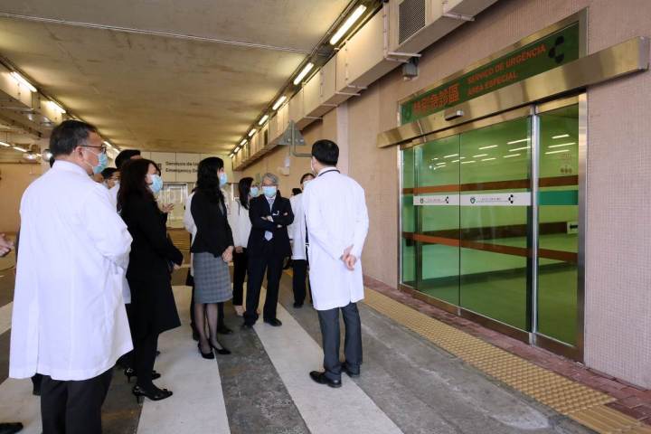 歐陽瑜司長現場了解為應對武漢最新疫情所採取的抗疫措施