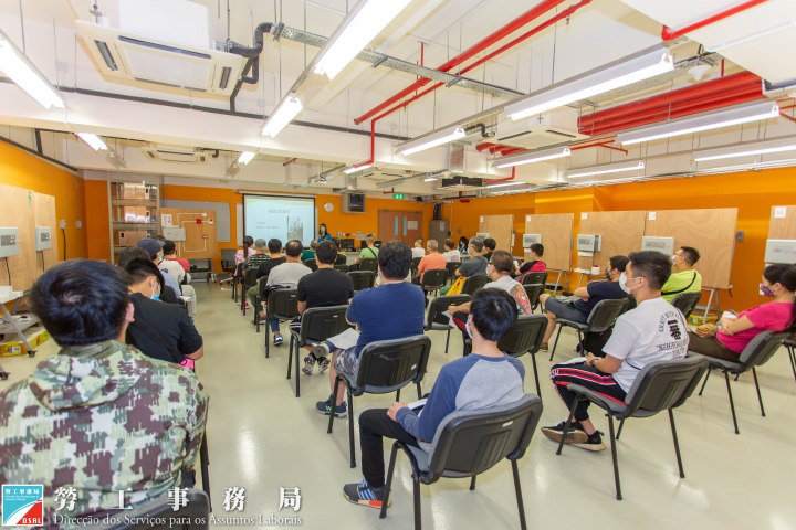 勞工局為結業學員開辦講座及就業配對會