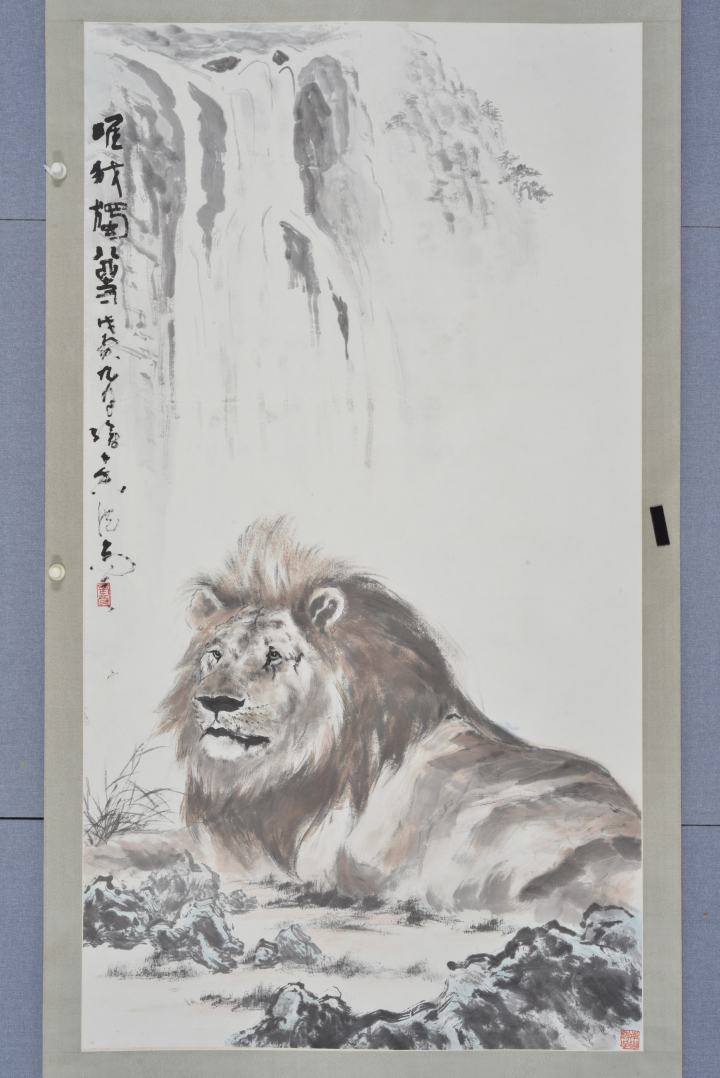 唯我獨尊 設色紙本立軸 154 x 84 cm 高勵節認為“寫獸口的精髓在於眼睛。”他曾臨摹其父高劍父的雄獅畫作《唯我獨尊》，用筆更為輕鬆。又曾到動物園觀看猛獸跳動的節奏，為作品