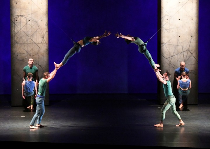 開幕鉅獻《垂舞之巔》 (1)