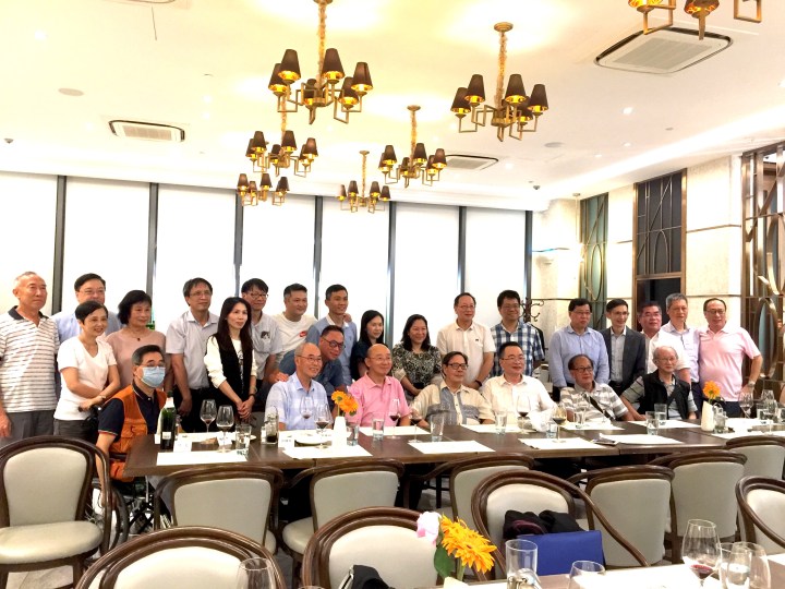 陳致平與部分出席者合照 copy