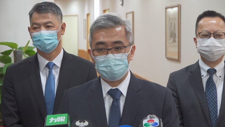 保安司司長黃少澤接受訪問